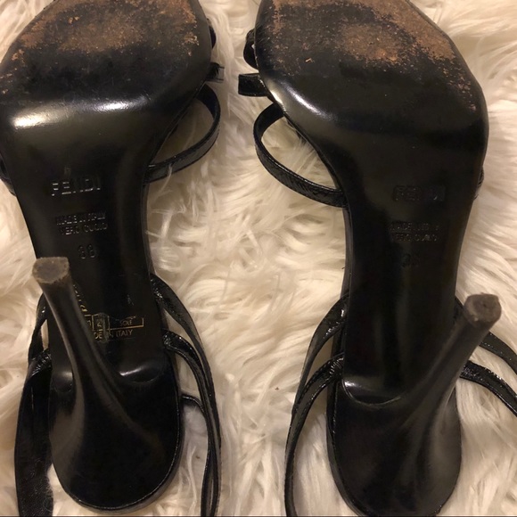 Fendi Black Flower Sandals - Picture 3 of 8